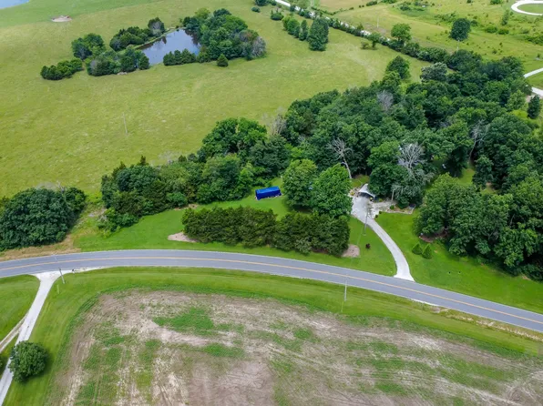 8849 State Road J, New Bloomfield, MO 65063