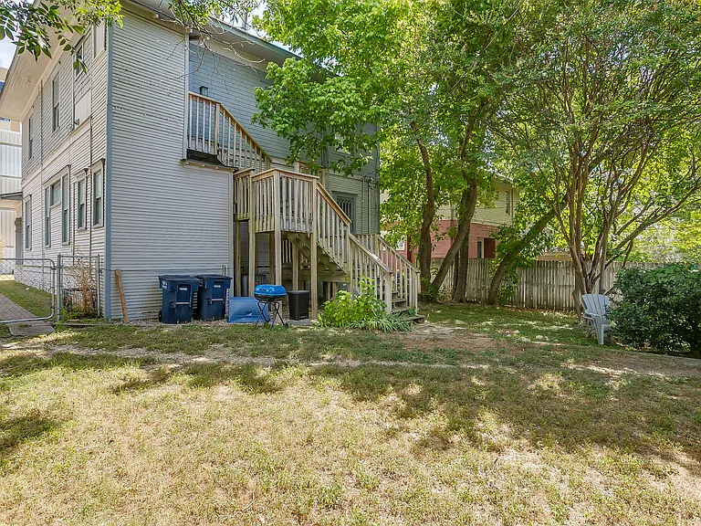 1630 Mistletoe Blvd #B — Photo 26