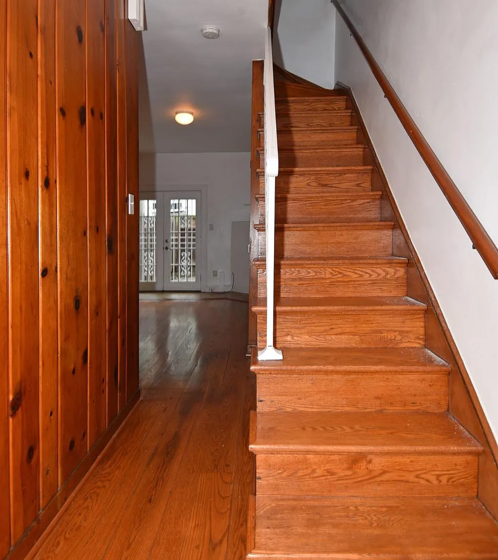 2 bed, 1.0 bath, 672 sqft, $3,200 — Photo 2