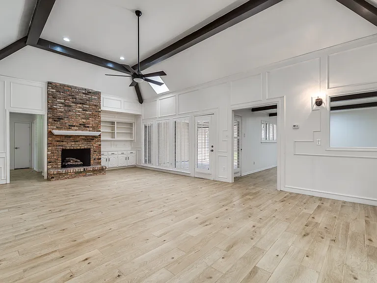 9922 Hickory Xing — Photo 13