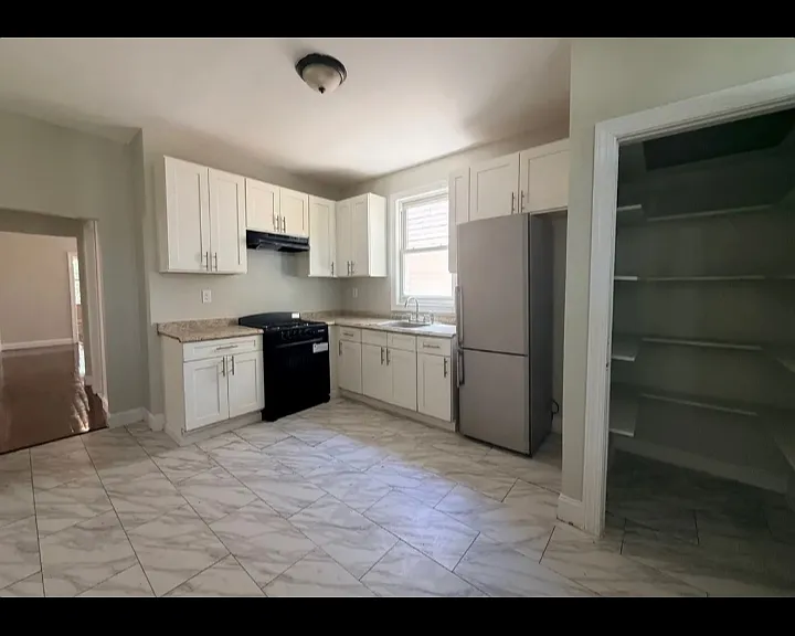 203 N 15th St #3L — Photo 1