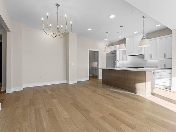 3rd image of 1 Hill Farm Rd #110