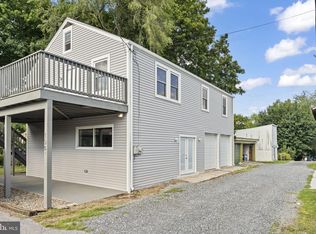 104 Walnut St, Boiling Springs, PA 17007