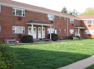 121 Riverside Gdns, Hackettstown, NJ 07840