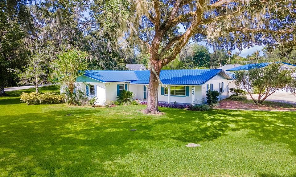 1st image of 680 Stewart DRIVE