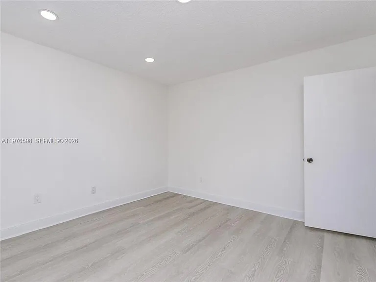 21559 Cypress Hammock Dr #44J — Photo 31