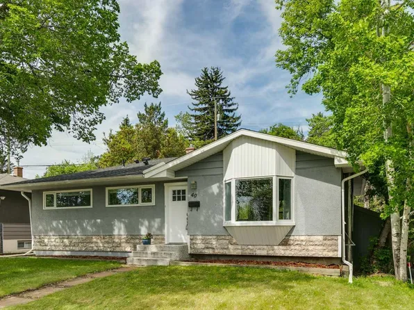40 Henefer Rd SW, Calgary, AB T2V 3B4