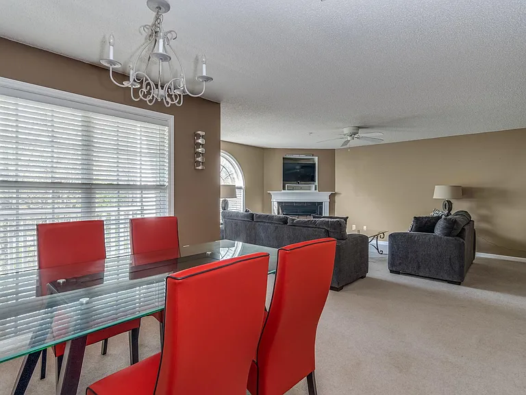1023 Timberline Ridge Ct — Photo 8