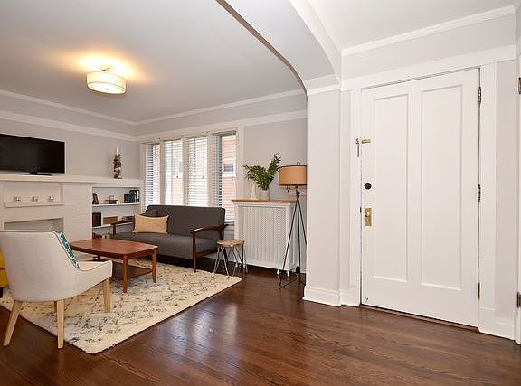 4th image of 717 Washington Blvd
