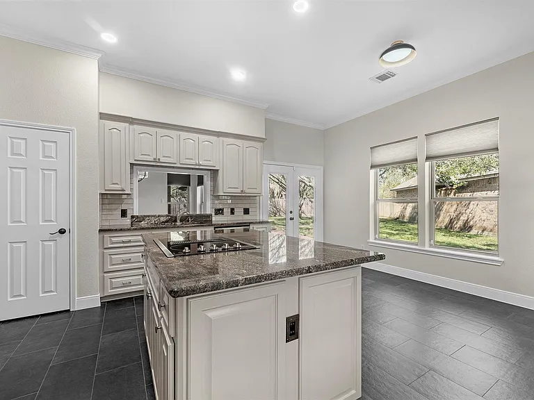 2715 Penmere Ct — Photo 10