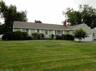 15 Glenview Dr, Berlin, CT 06037