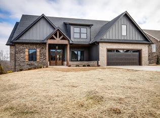 1293 Panoramic Vis, Johnson City, TN 37615