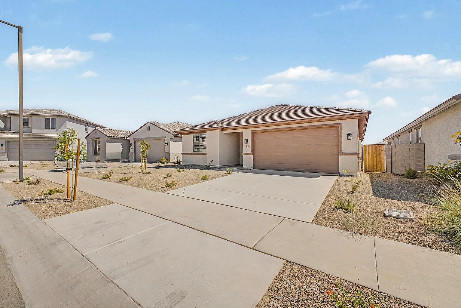 4 bed, 2124 sqft, $2,490 — Photo 1