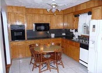 2nd image of 71 Jack Russell Ln