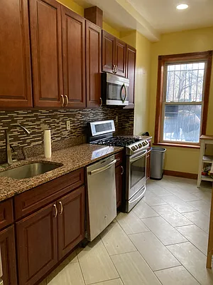 Rented by Marjorie Thompson, LREB | media 35