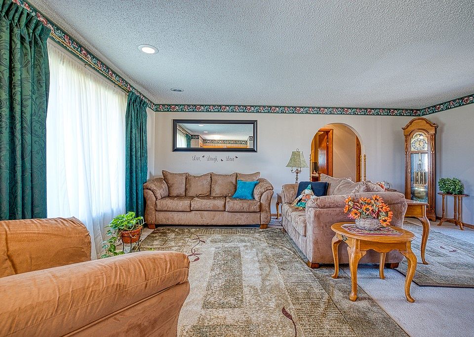 834 N 2nd St, Okeene, OK 73763 Zillow