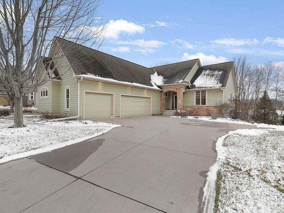 46 Osprey Ct, North Oaks, MN 55127 | Zillow