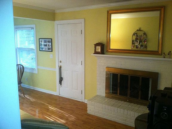 5th image of 3789 Algansee Dr NE