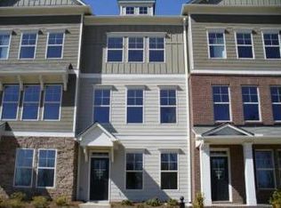 751 Village Field Ct, Suwanee, GA 30024