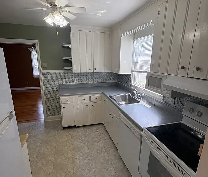1031 Toppin Blvd — Photo 7