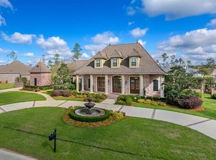404 S Fairway Dr, Madisonville, LA 70447