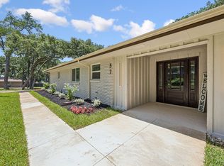 37 Devonshire Dr, Bedford, TX 76021