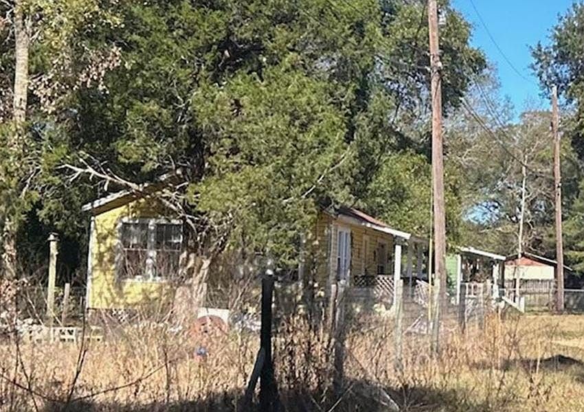 1st image of 6484 Hayfield Rd