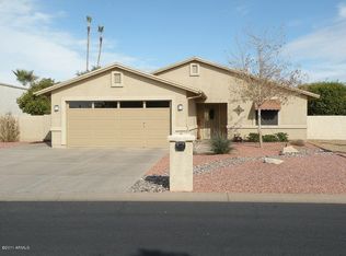 26443 S Snead Dr, Sun Lakes, AZ 85248