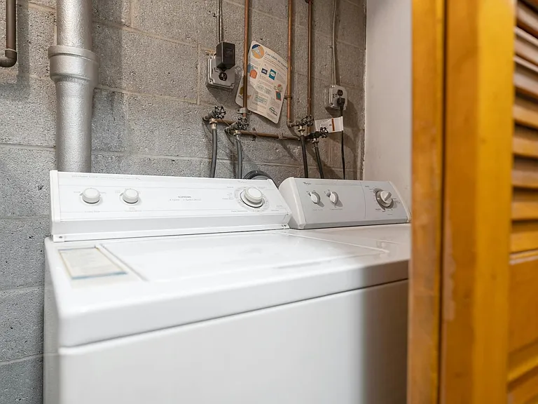 122 Graham St #3 — Photo 9