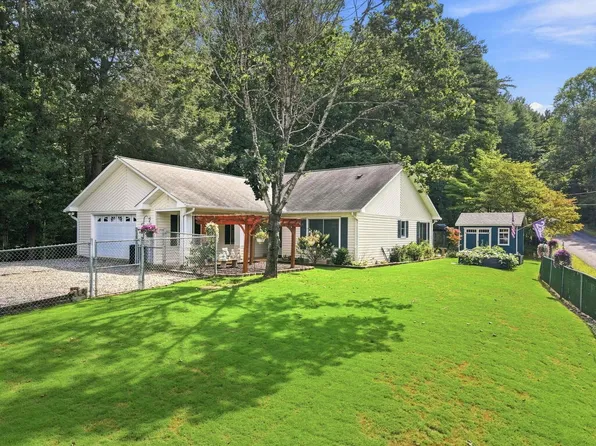263 Holly Hills Rd, Sylva, NC 28779