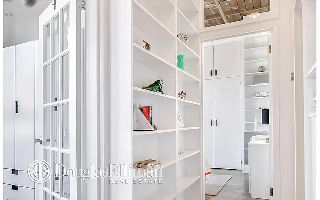 Sold by Douglas Elliman | media 25