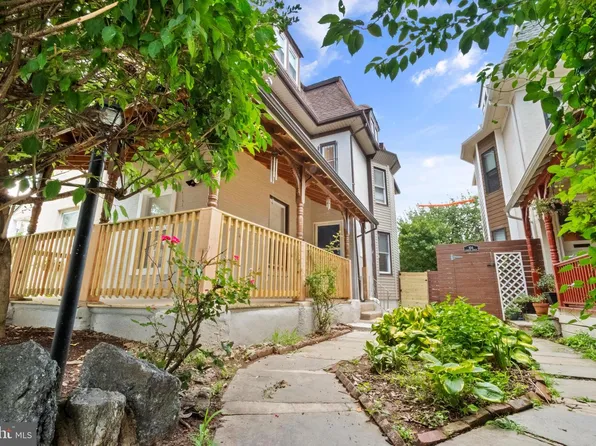 302 W Earlham Ter, Philadelphia, PA 19144