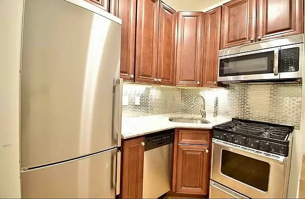 Rented by Corcoran | media 3