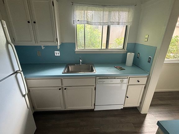 5th image of 32 Crocus Ln #32