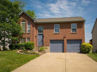 2641 Berwood Ln, Hebron, KY 41048