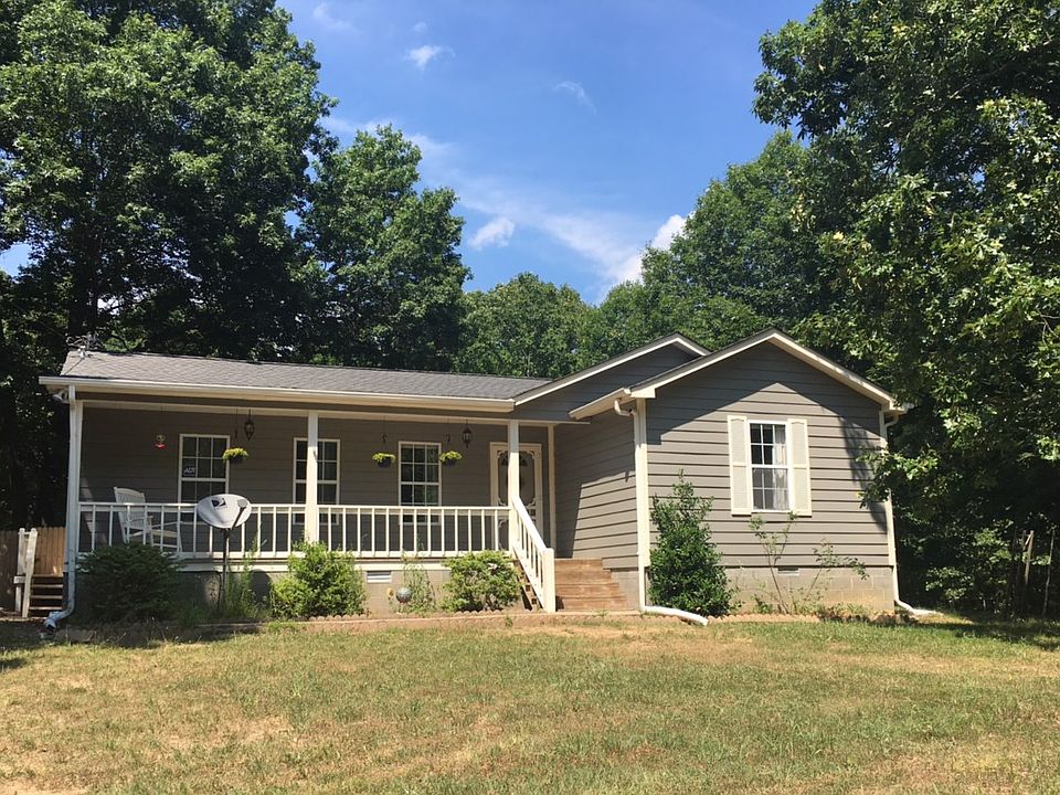 Brand New Roof May 2019!
