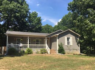 8556 Oak Springs Rd, Nunnelly, TN 37137