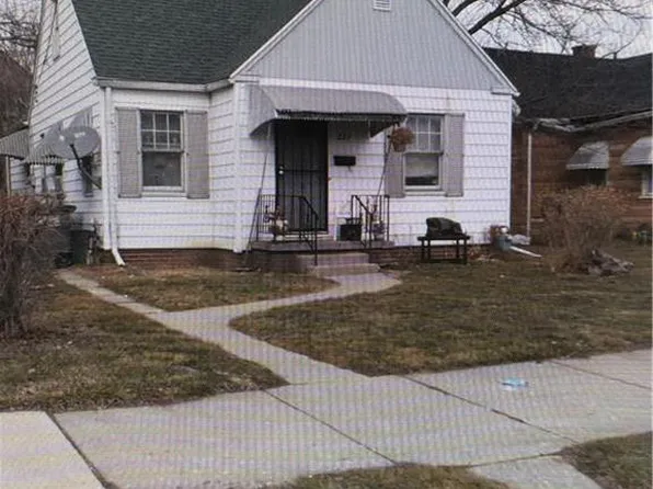 221 Everett St, Toledo, OH 43608