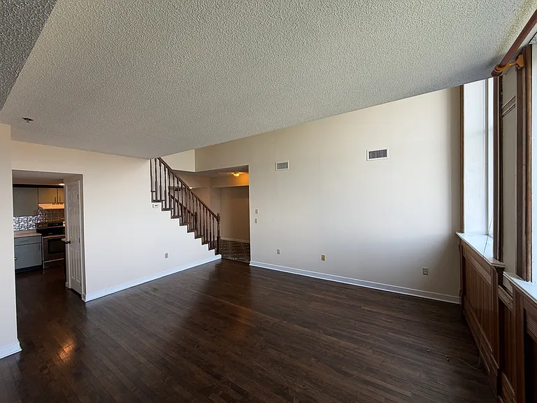 27 Hillside Pl #19 — Photo 17