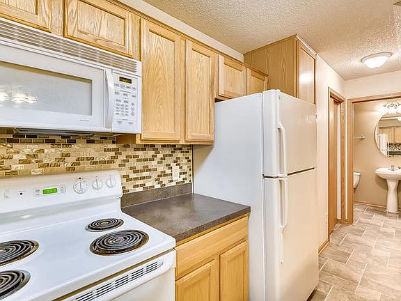 2nd image of 308 Brickyard Dr