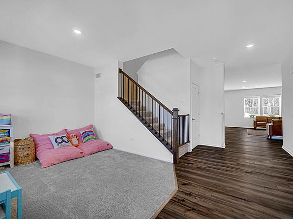 5th image of 3910 Iron Gate Dr