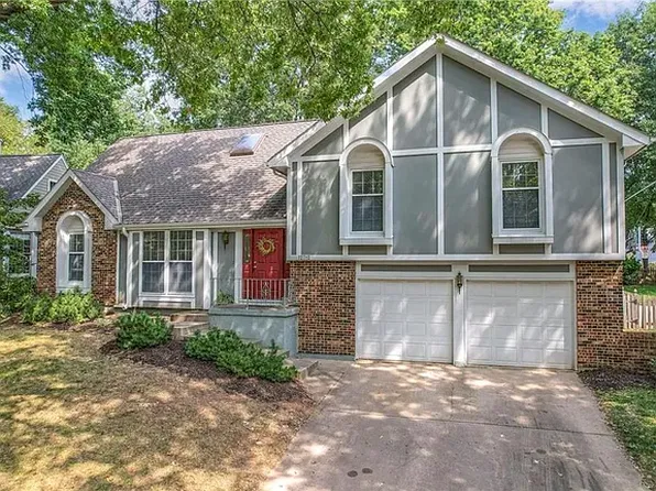 12712 W 117th St, Overland Park, KS 66210