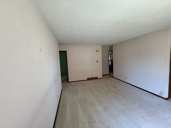 5th image of 2108 Purvis Ave