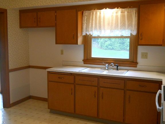 5th image of 3811 Tennessee Dr