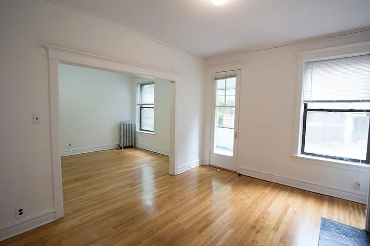 5416 S. Woodlawn Avenue — Photo 12