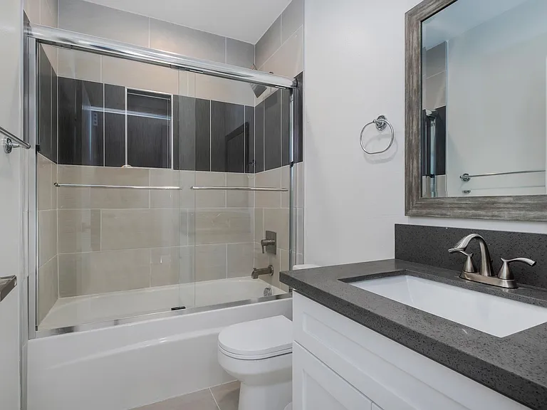 2028 S Hauser Blvd #1/2 — Photo 10