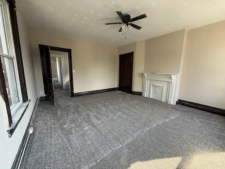 101 Shelby St — Photo 16