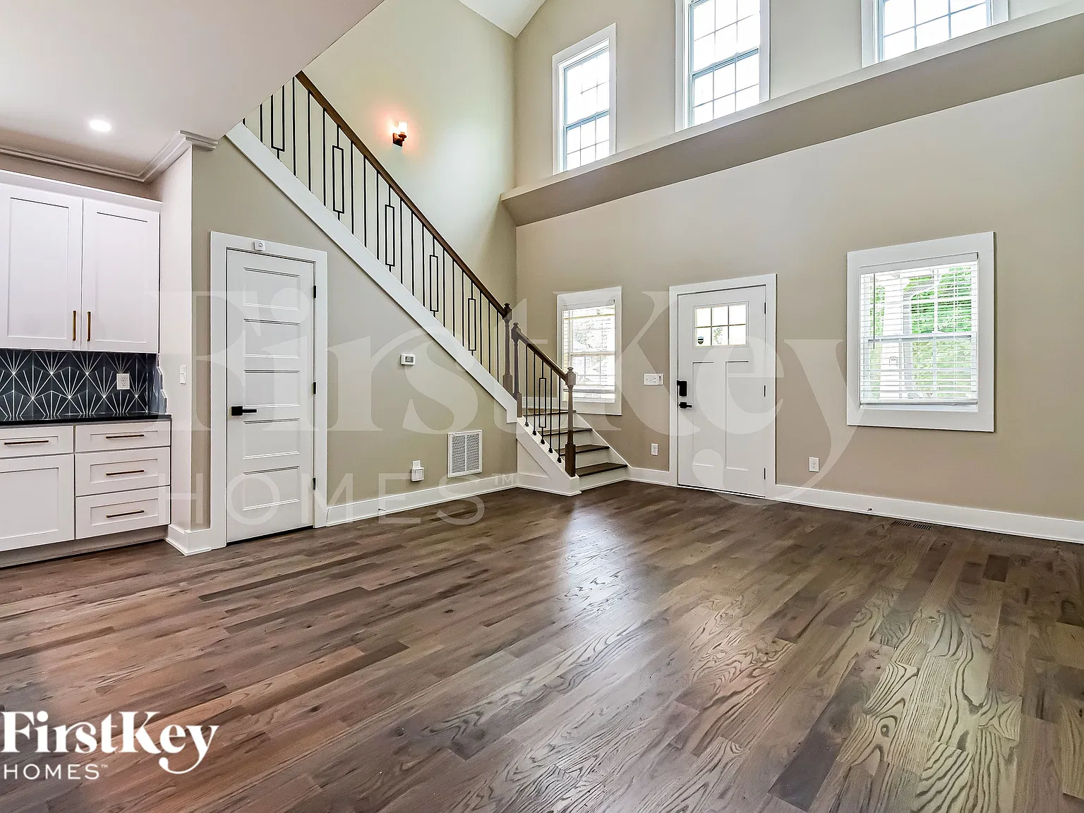 3 bed, 3.5 bath, 2000 sqft, $3,050 — Photo 4