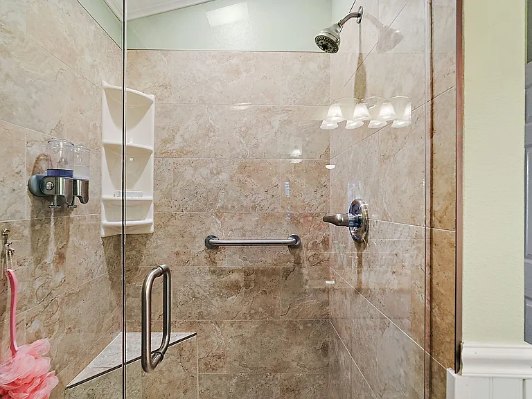 1468 Rosedale Way — Photo 23