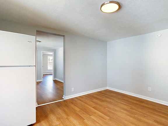 3rd image of 61 Pioneer Ave #B